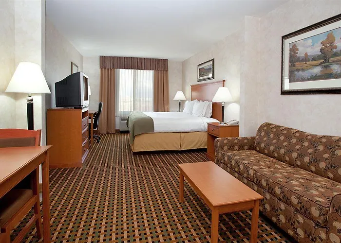 Hotel Express By Ihg Rawlins