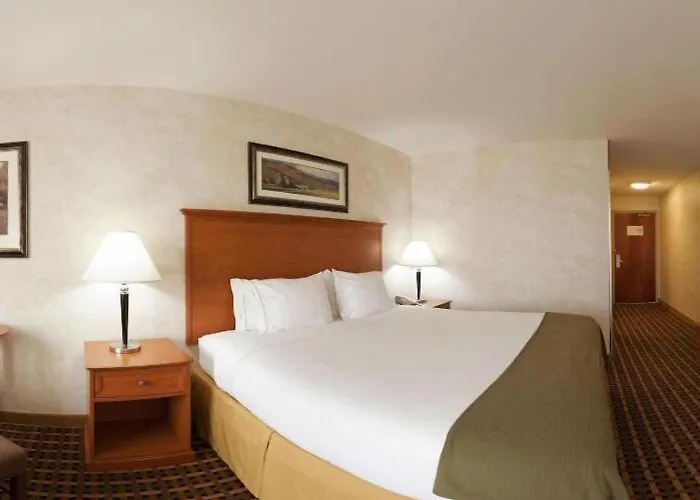 Express By Ihg 3*
