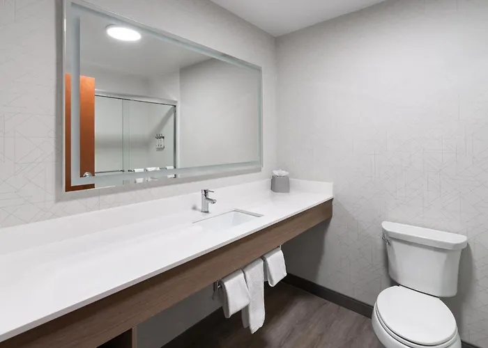 Express By Ihg 3*