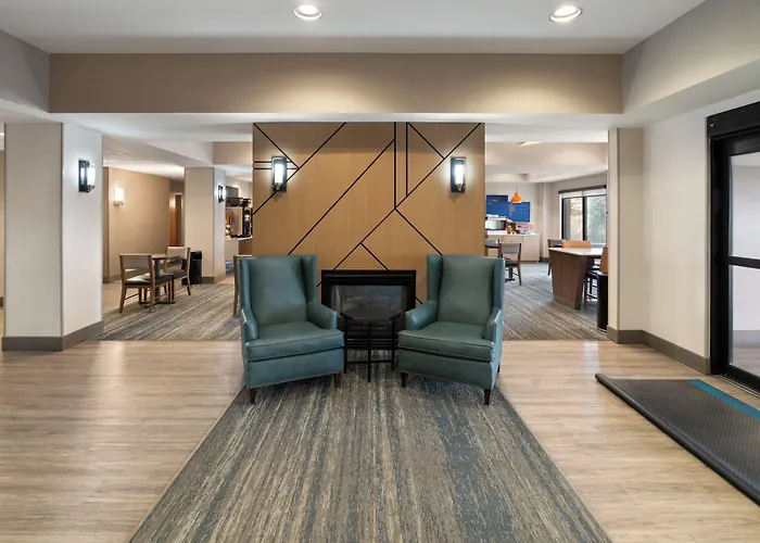 Express By Ihg 3* Rawlins