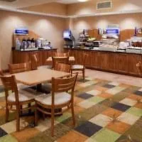 Express By Ihg 3* Rawlins